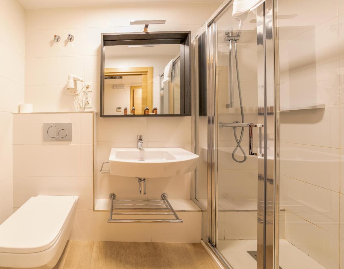 Atotxa Rooms San Sebastián Exteriör bild